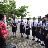 PENGENALAN LINGKUNGAN SEKOLAH | SMP METTA MAITREYA